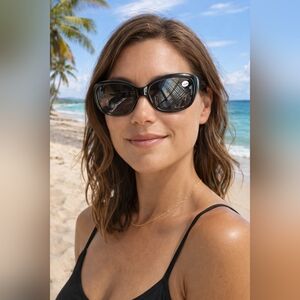 Black +2.00 Sunglasses 100% UV protection